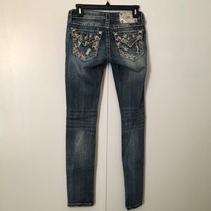 Miss me signature ankle skinny distressed jeans